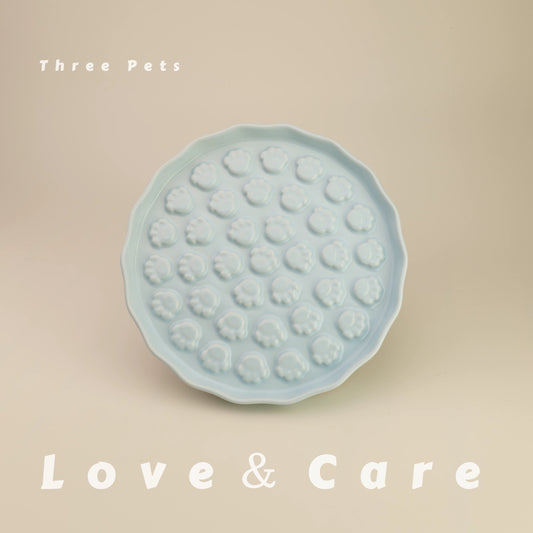 Three Paws Slow Feeder Plate with Raised Paw Imprints